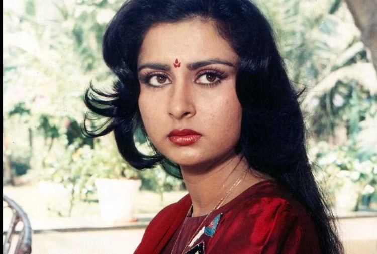 Guess Who : एक राजकुमारी के गेटअप में दिख रही लड़की का Bollywood में अपना एक अलग ही जलवा था, क्या आपने पहचाना?