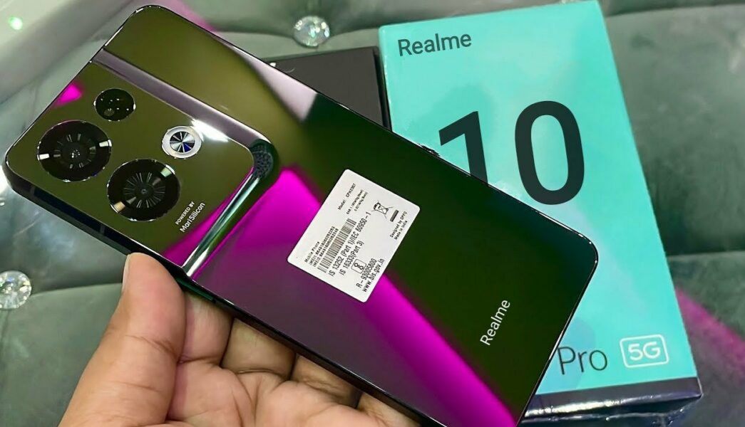 फोटोग्राफी की दुनिया में आग लगाने आया Realme का धाँसू स्मार्टफोन, डिस्प्ले क्वालिटी और बैटरी ने दिल ही चुरा लिया
