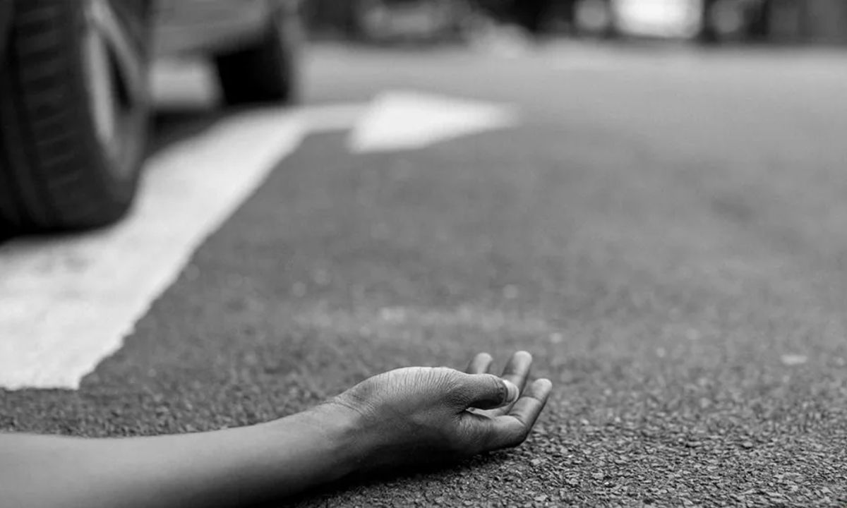 Road Accident Case : तेज रफ़्तार स्कूल बस ने टेम्पो को मारी टक्कर, एक ही परिवार की 4 महिलाओं सहित 5 की मौत