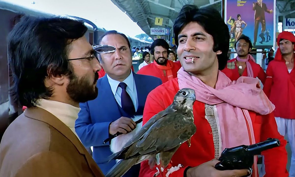 Bollywood Kissa : अमिताभ बच्चन को फिल्म कुली के सेट पर लगी थी खतरनाक चोट, लोग मानते हैं दूसरा जन्म