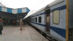 Triveni Express Canceled : सावन में यात्रियों के लिए बुरी खबर, हफ्ते भर के लिए त्रिवेणी एक्सप्रेस हुई रद्द