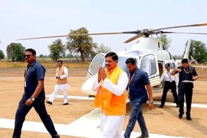 MP Government Will Buy Helicopter : मोहन सरकार 234 करोड़ के प्लेन के बाद अब ट्विन इंजन मीडियम हेलीकाप्टर खरीदेगी, जाने डिटेल