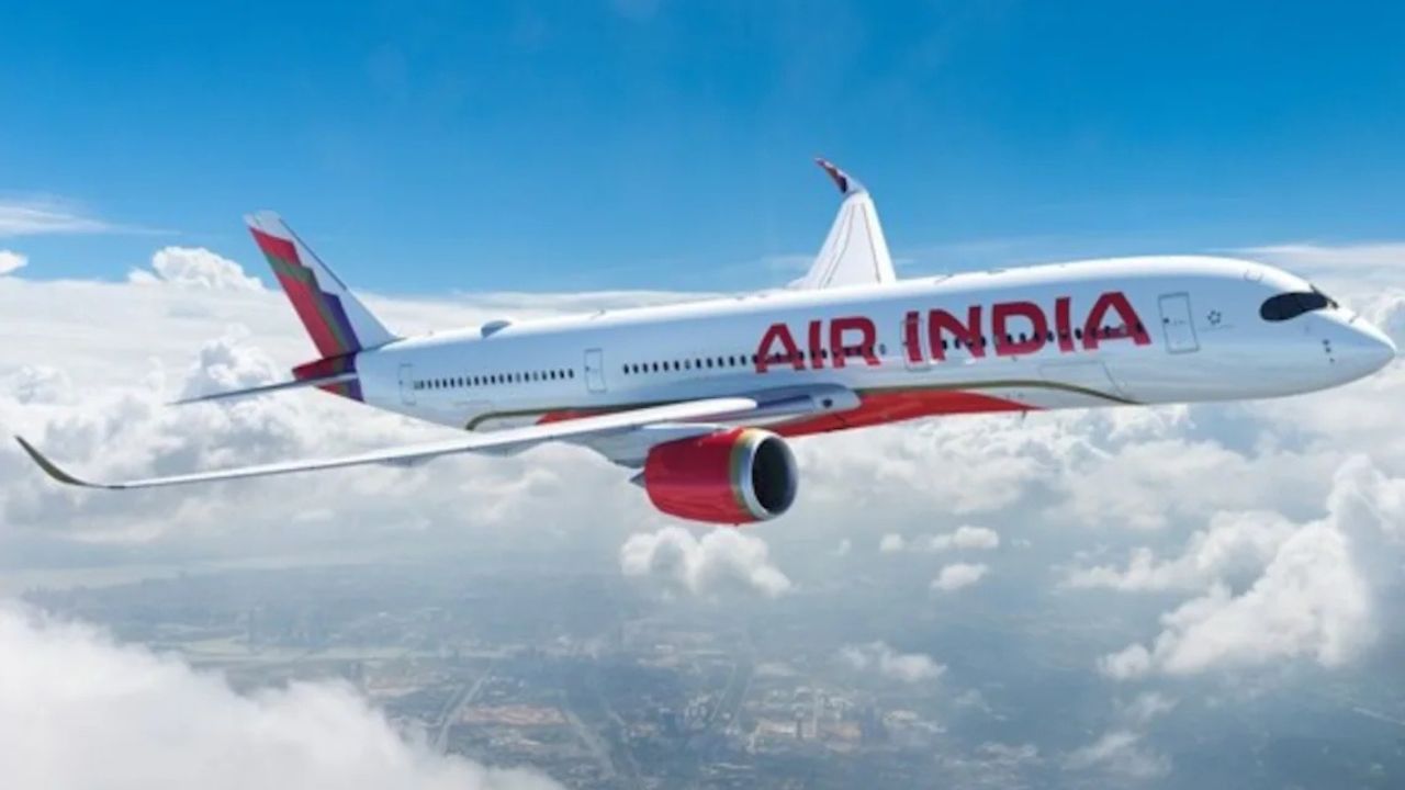 दिल्ली-इंदौर Air India फ्लाइट ने आग के संकेत के बाद की इमरजेंसी लैंडिंग 